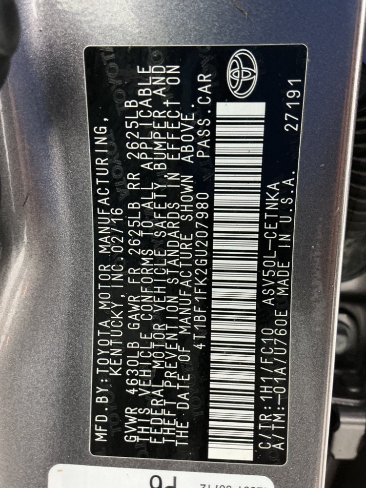 Used 2016 Toyota Camry LE FWD image 48