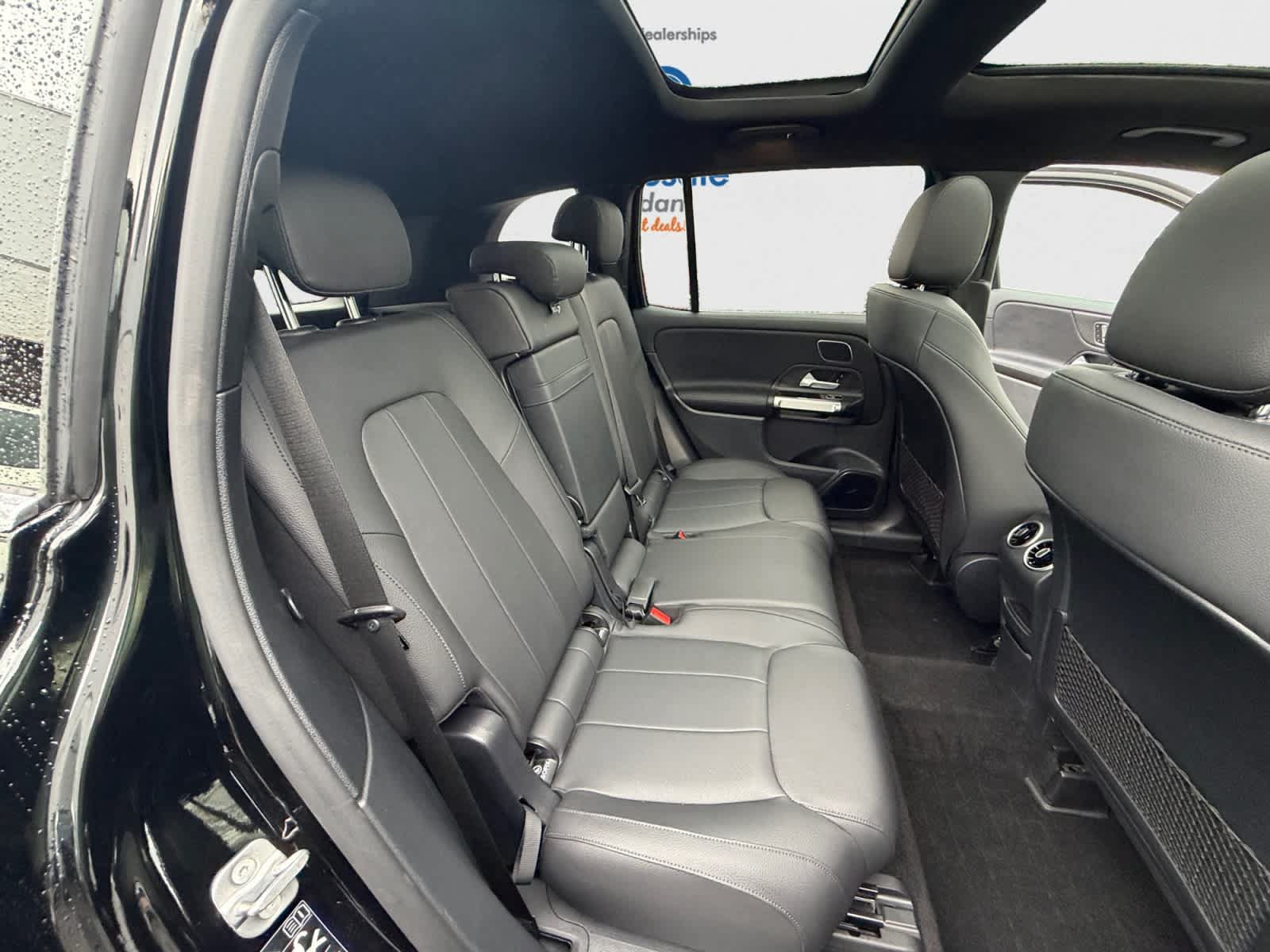 Used 2024 Mercedes-Benz GLB 250 4MATIC image 20