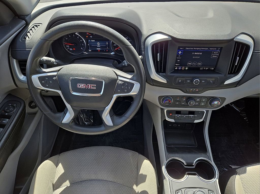 Used 2024 GMC Terrain SLE w/ Driver Convenience Package image 18
