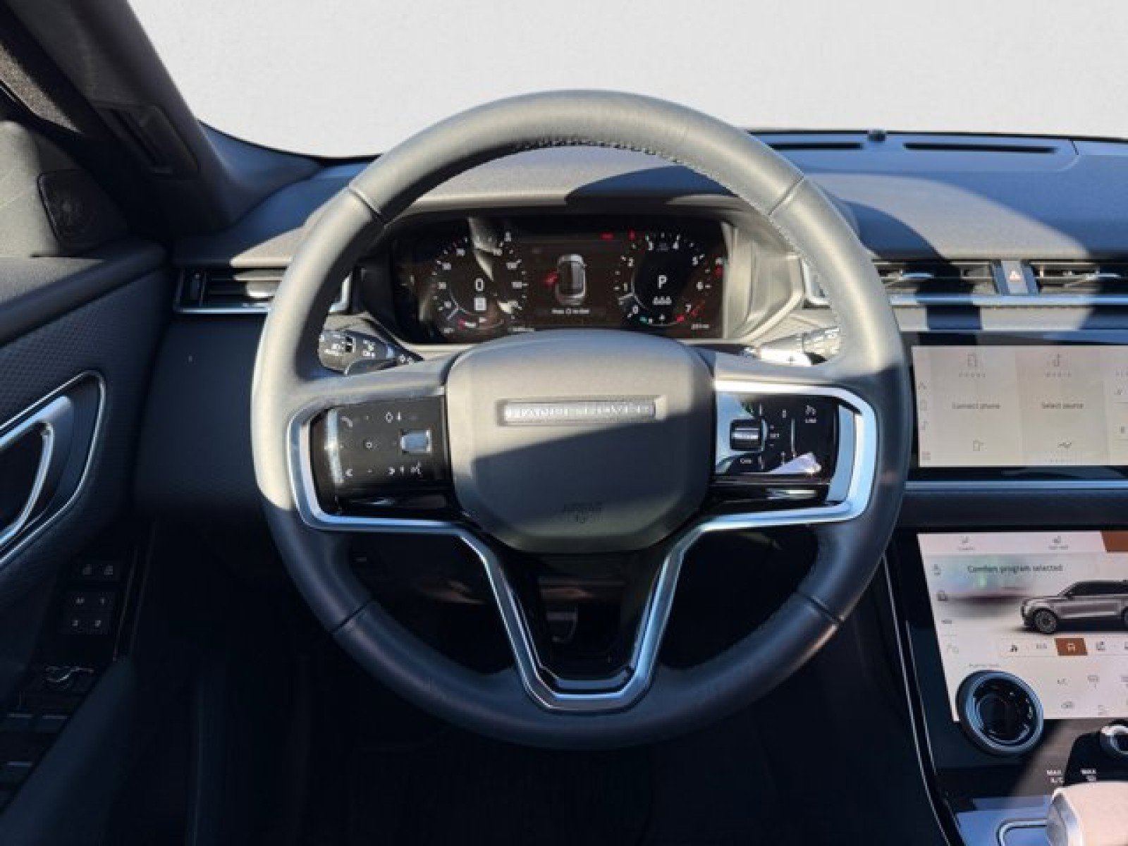 Certified 2023 Land Rover Range Rover Velar R-Dynamic S AWD/4WD image 15