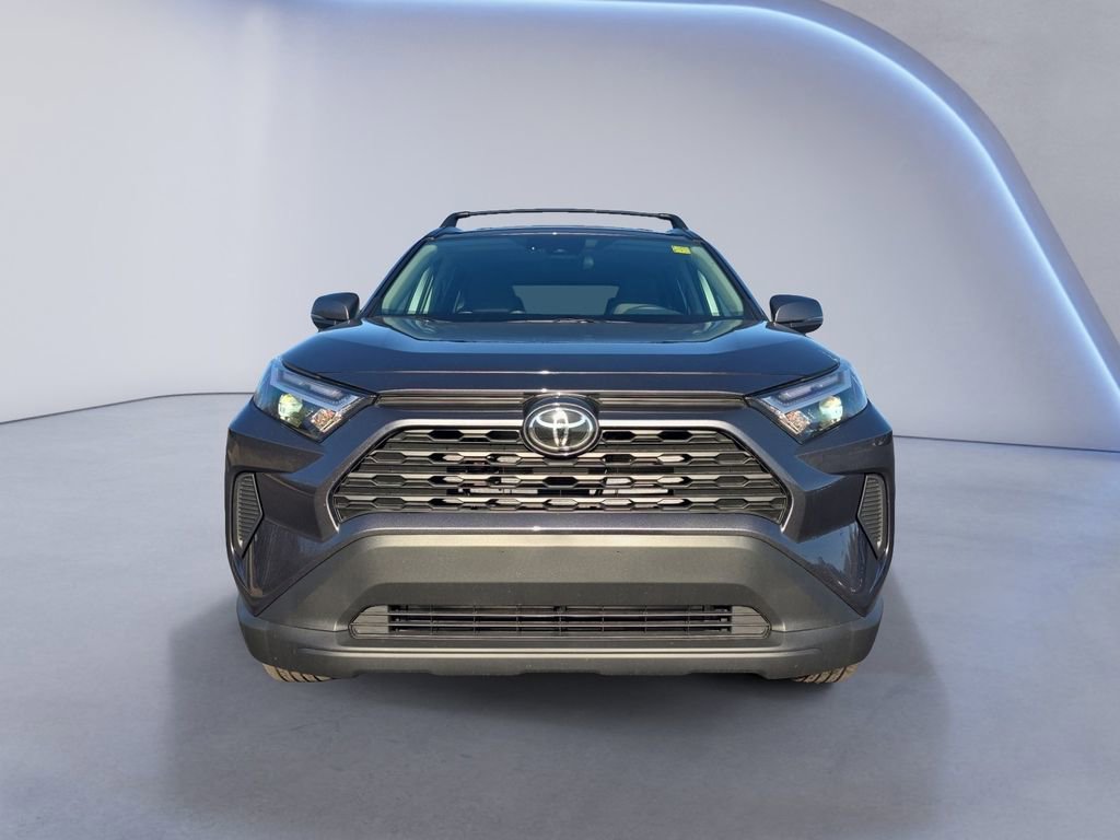 Used 2025 Toyota RAV4 XLE w/ Convenience Package image 8