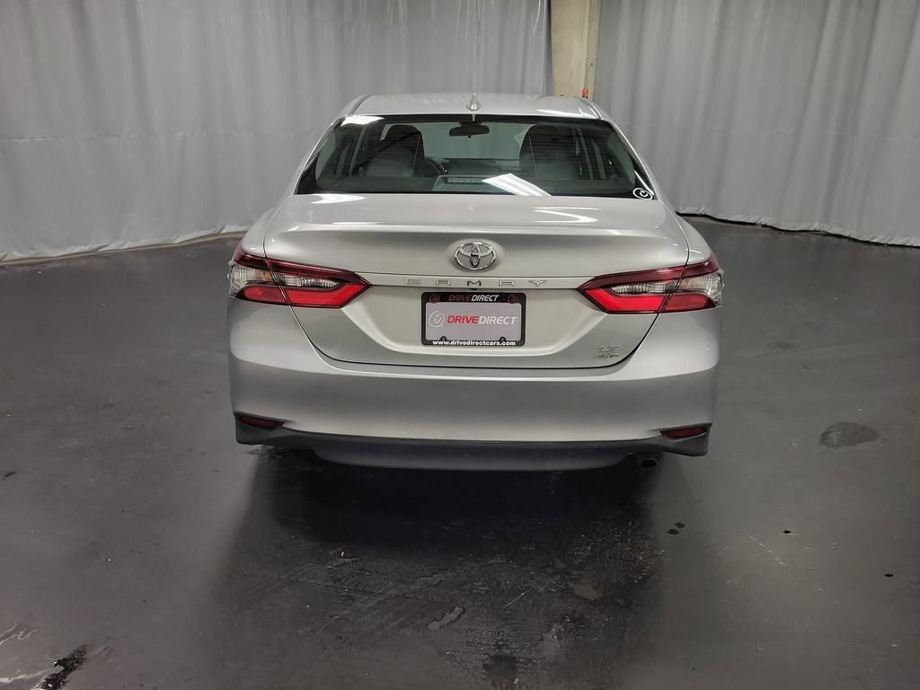 Used 2022 Toyota Camry LE AWD/4WD image 7