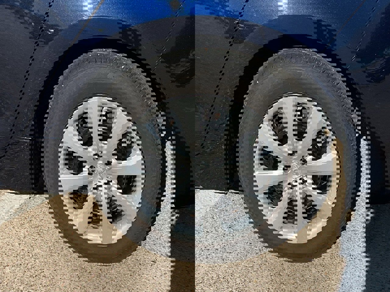 Used 2024 Toyota Corolla LE image 8