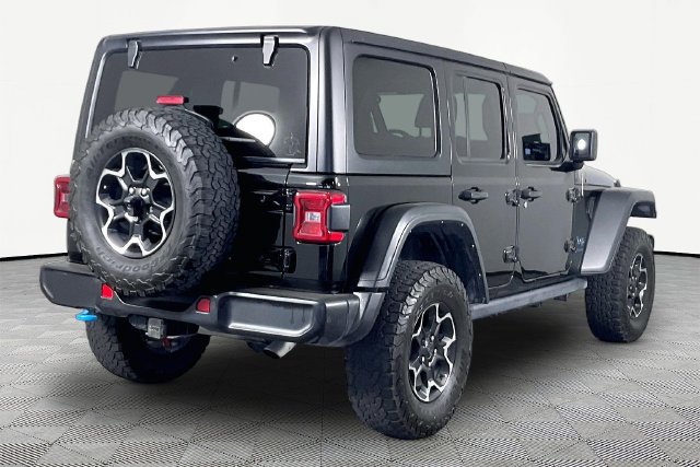 Used 2023 Jeep Wrangler Unlimited Rubicon 4xe w/ Cold Weather Group AWD/4WD image 6