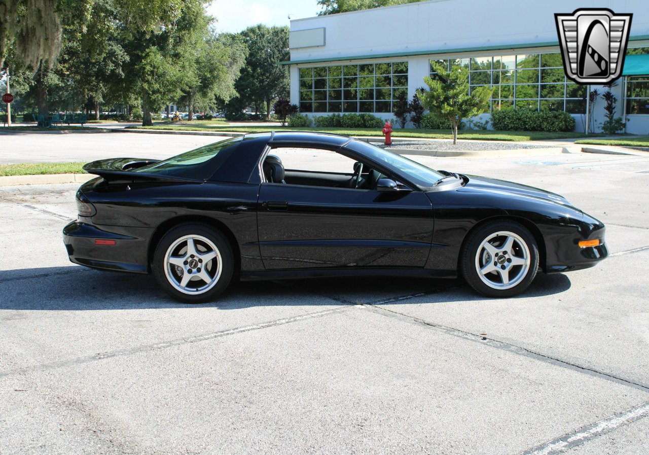 Used 1997 Pontiac Firebird Trans Am image 10