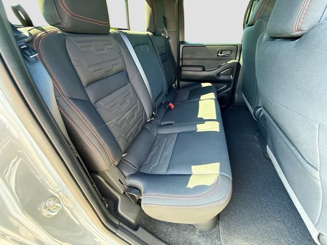 Used 2025 Nissan Frontier Pro-X RWD image 24