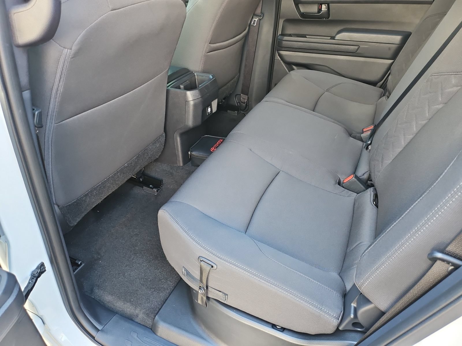 Used 2024 Toyota Tacoma SR5 w/ SR5 Upgrade Package RWD image 27