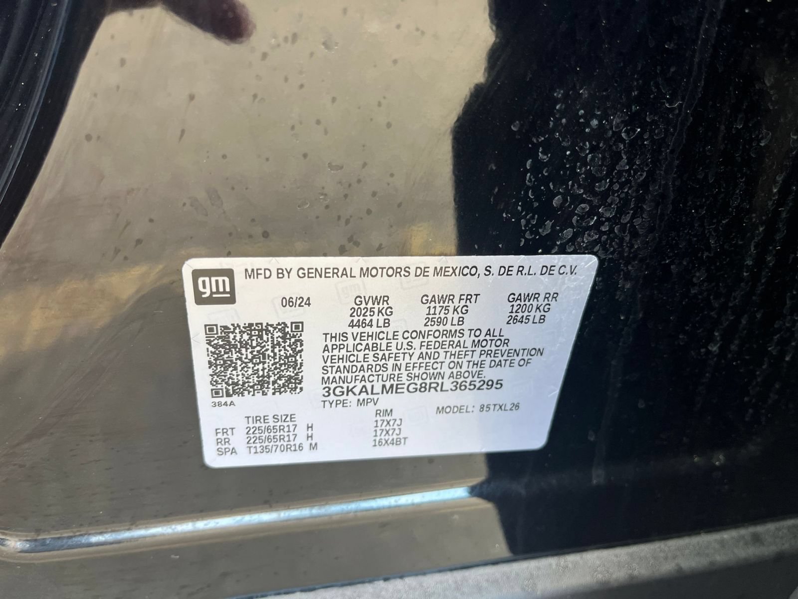 Used 2024 GMC Terrain SLE FWD image 24