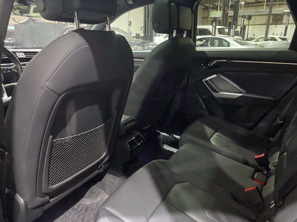 Used 2020 Audi Q3 2.0T Premium Plus AWD/4WD image 5