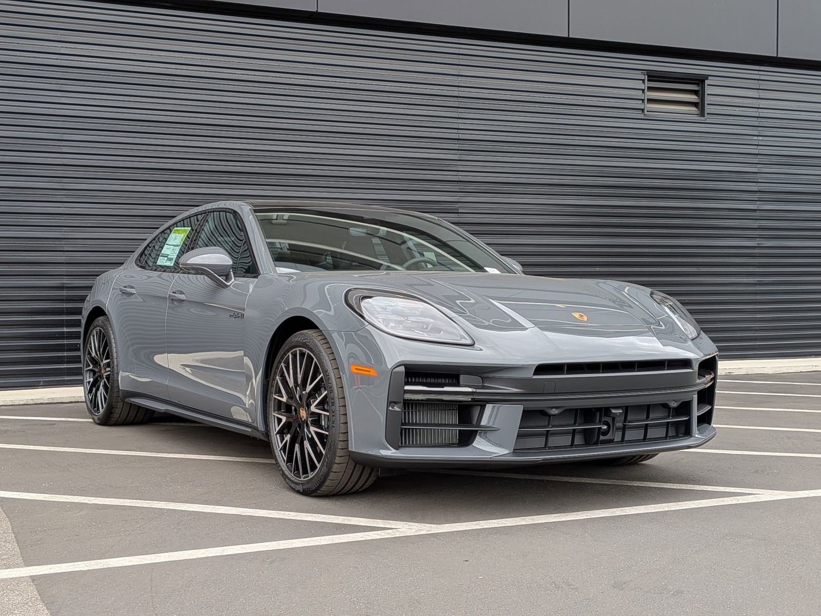 New 2026 Porsche Panamera 4 image 7