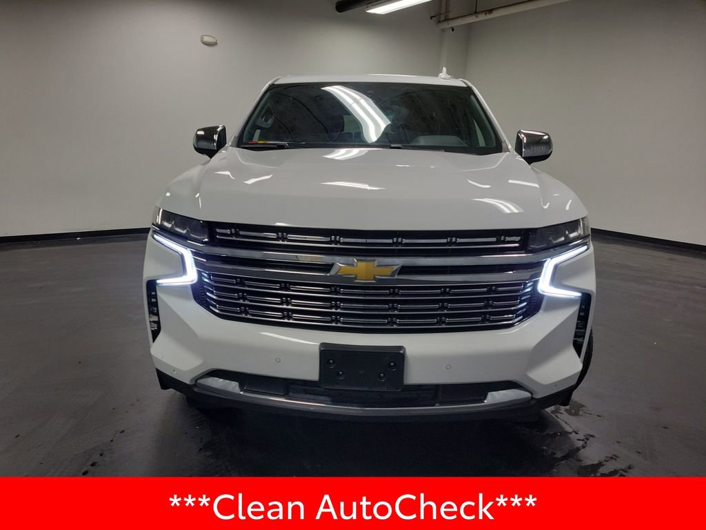 Used 2023 Chevrolet Suburban Premier image 3