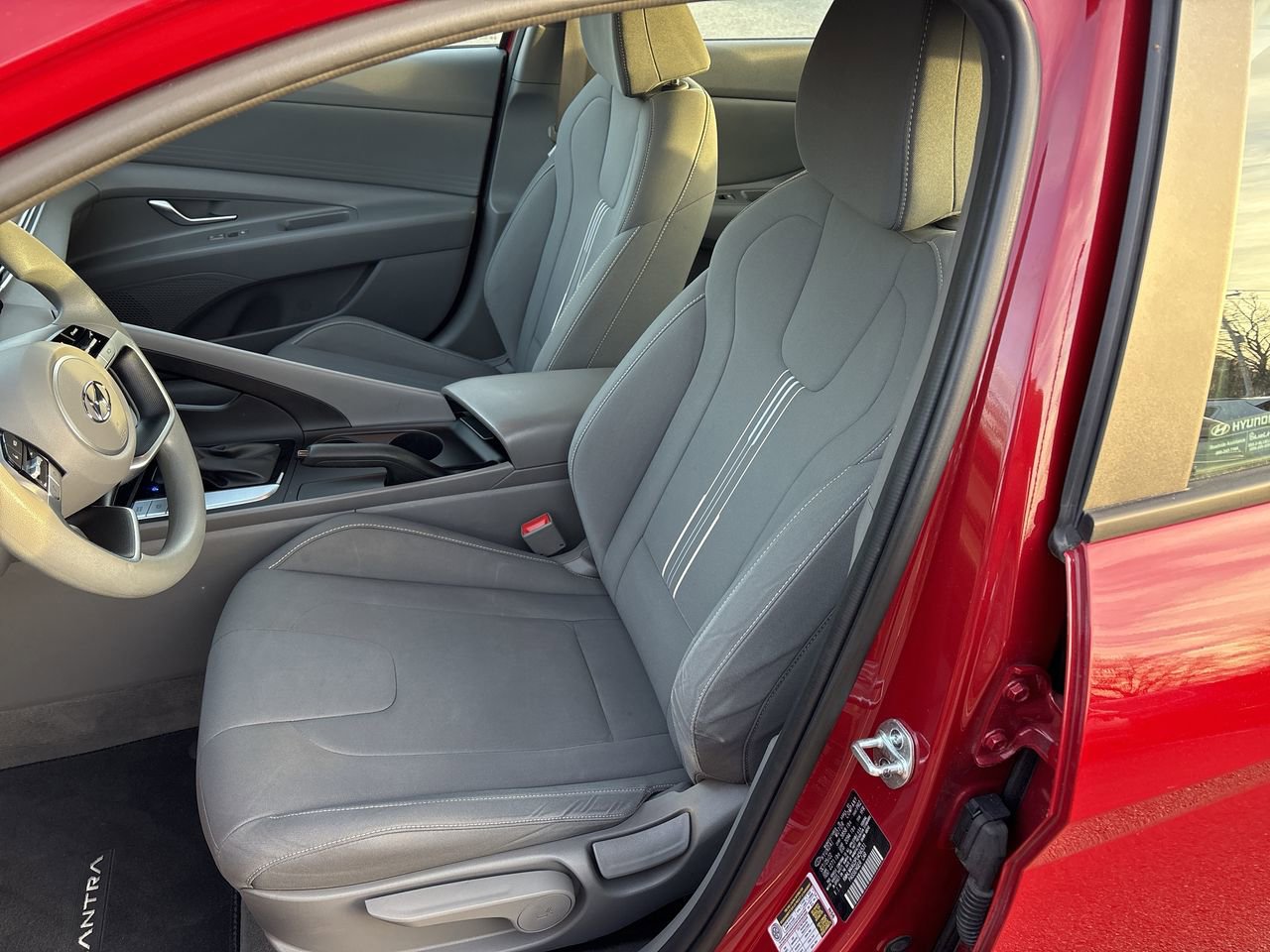 Used 2023 Hyundai Elantra SEL FWD image 14