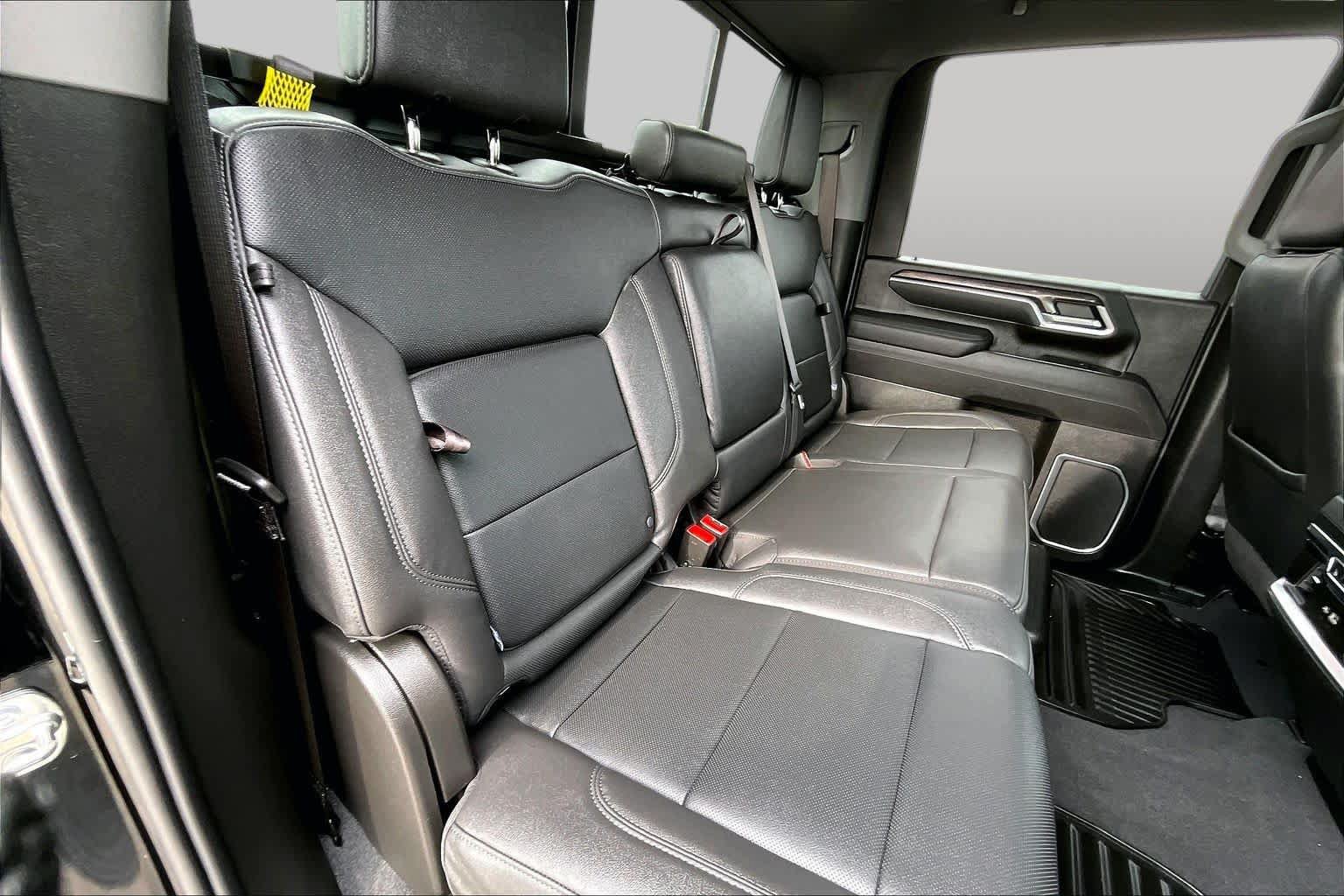Used 2026 Chevrolet Silverado 3500 LTZ w/ LTZ Texas Edition AWD/4WD image 21