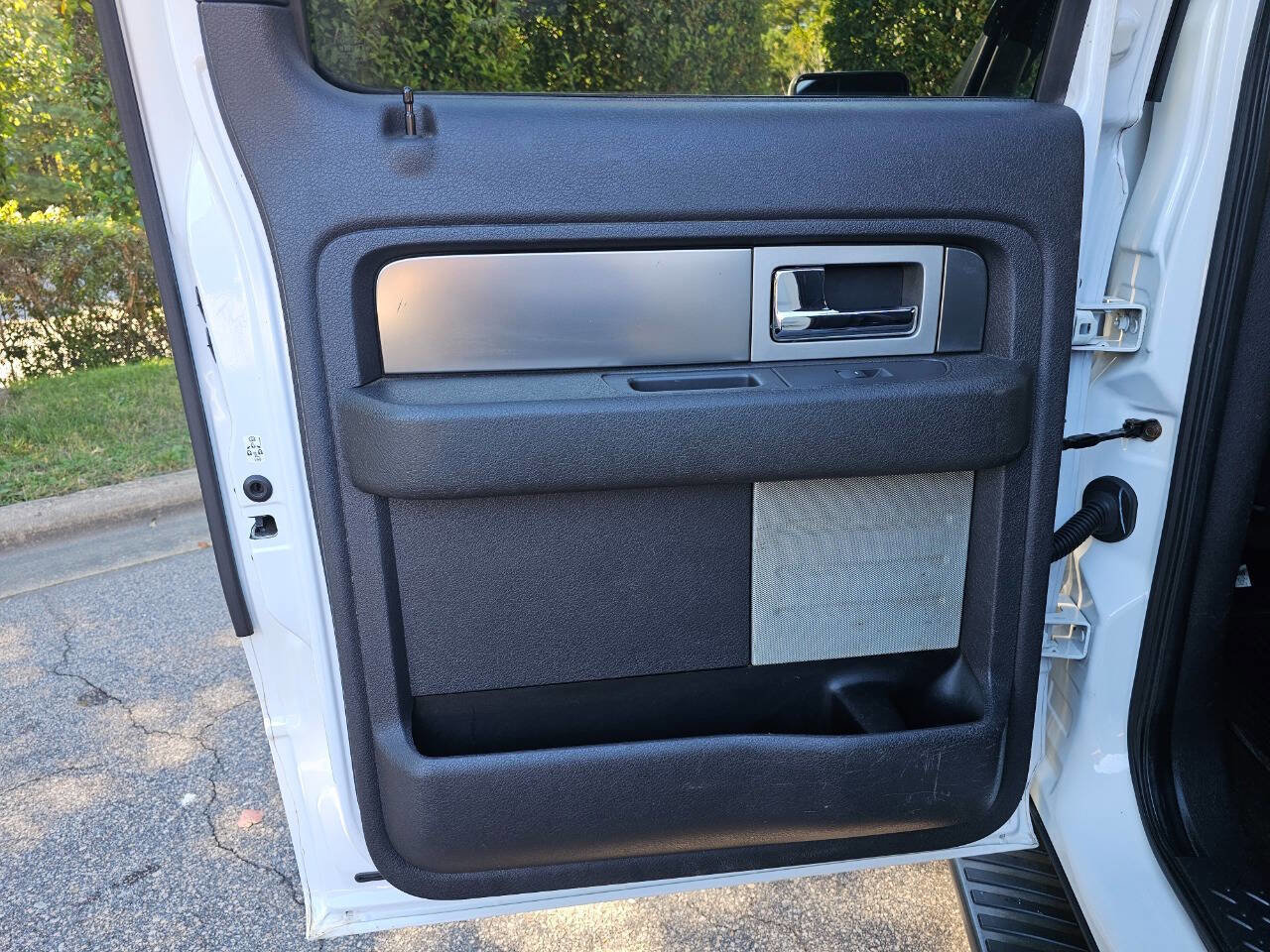 Used 2013 Ford F150 FX4 w/ Luxury Equipment Group AWD/4WD image 32
