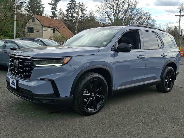 Certified 2025 Honda Pilot Black Edition image 3