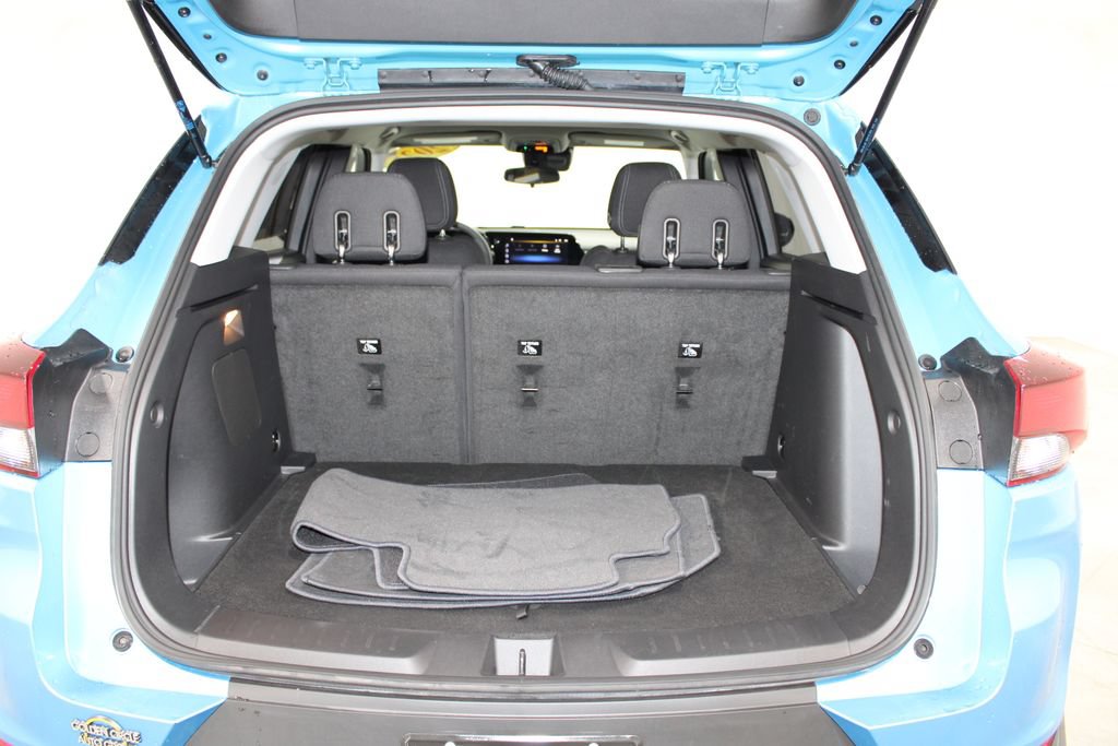 Used 2025 Chevrolet TrailBlazer LS w/ LS Convenience Package FWD image 14