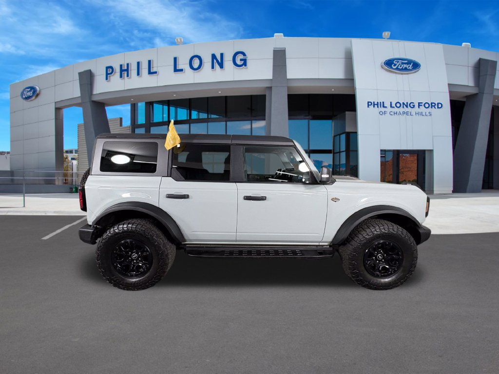 Certified 2023 Ford Bronco Wildtrak AWD/4WD image 6