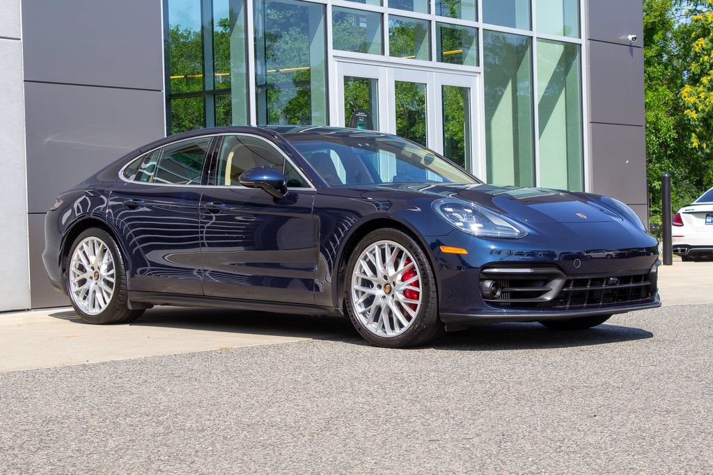 Used 2022 Porsche Panamera 4S AWD/4WD image 3
