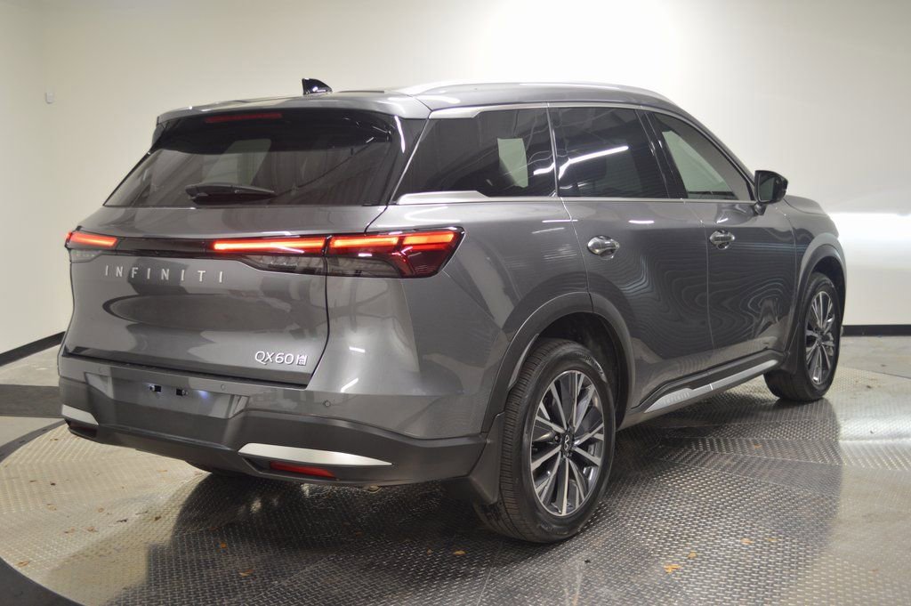 Certified 2026 INFINITI QX60 Luxe w/ Cargo Package AWD/4WD image 7