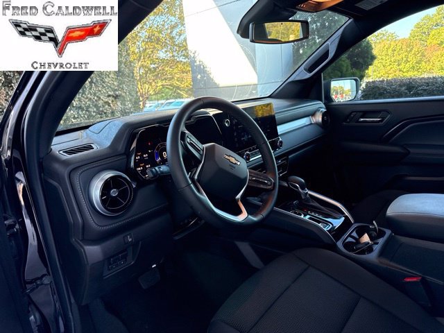 Certified 2024 Chevrolet Colorado LT w/ LT Convenience Package II AWD/4WD image 7