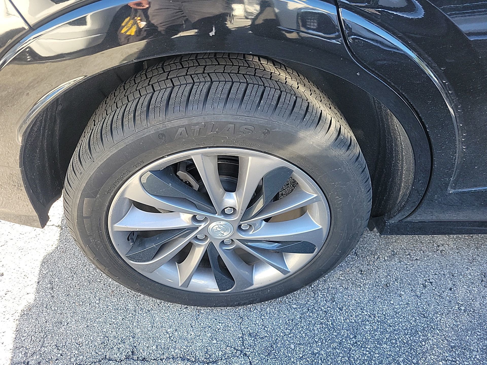 Used 2023 Buick Encore GX Select w/ Sport Touring Package image 10