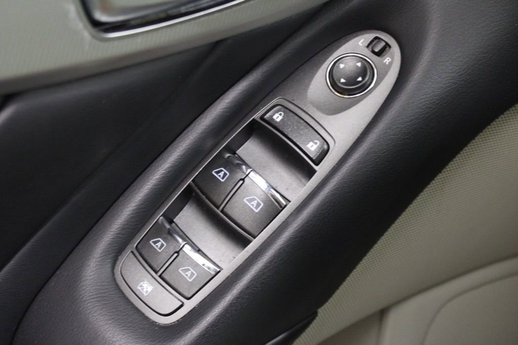 Used 2020 INFINITI Q50 Luxe w/ Essential Package (3.0T Luxe) RWD image 20