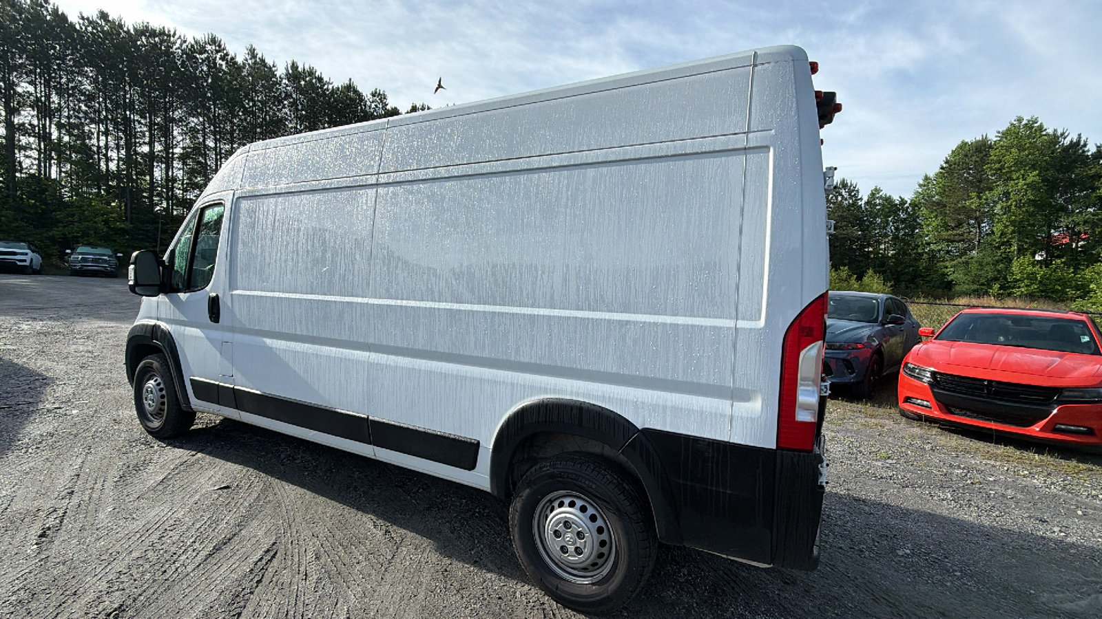 Used 2024 RAM ProMaster 2500 w/ Convenience Group FWD image 10