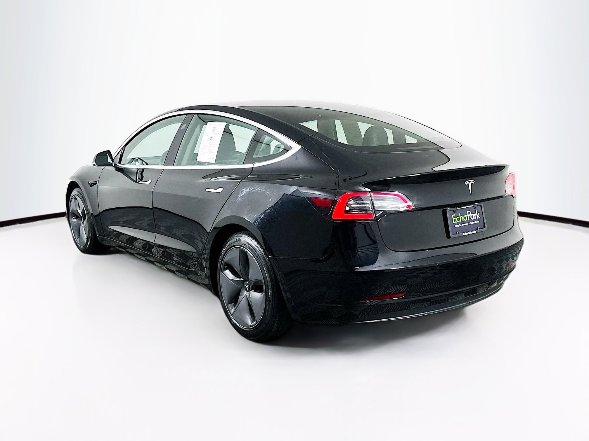 Used 2020 Tesla Model 3 Standard Range Plus image 5