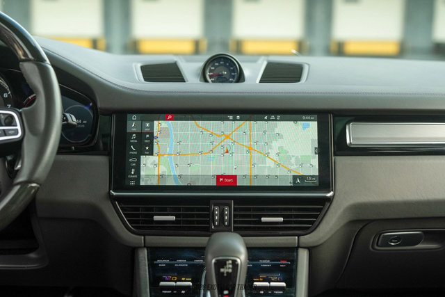 Used 2019 Porsche Cayenne Turbo image 52