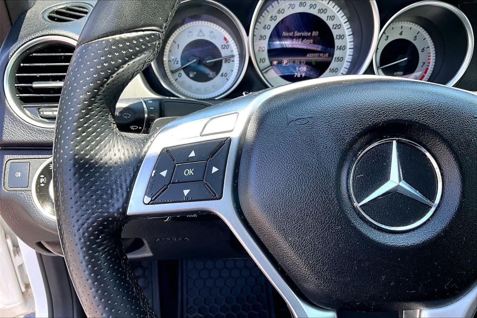 Used 2013 Mercedes-Benz C 250 Coupe image 26