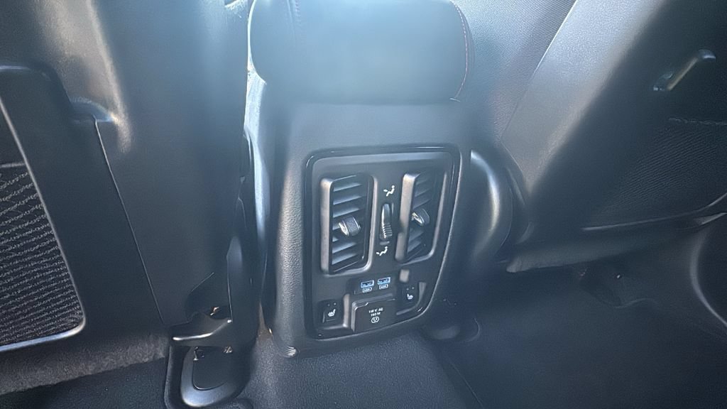 Used 2024 Dodge Durango R/T AWD/4WD image 27