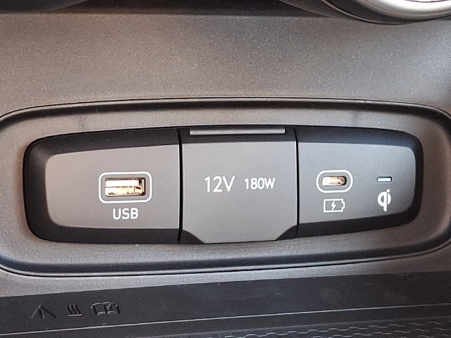 New 2026 Hyundai Venue SEL FWD image 20