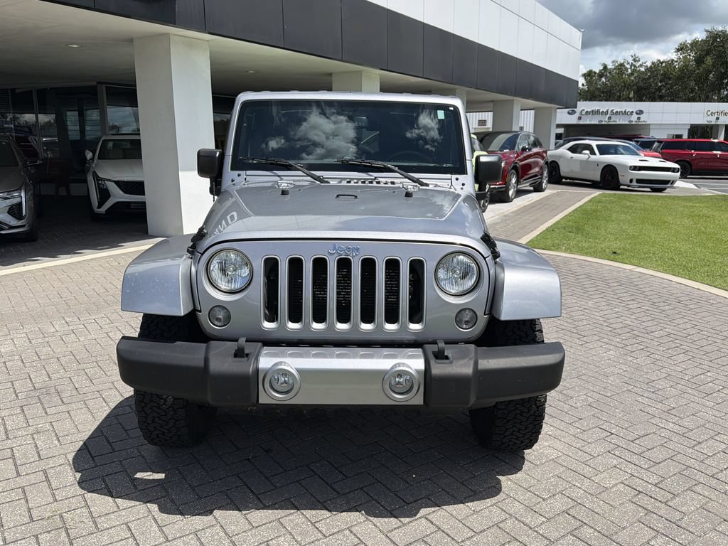 Used 2016 Jeep Wrangler Unlimited Sahara AWD/4WD image 7