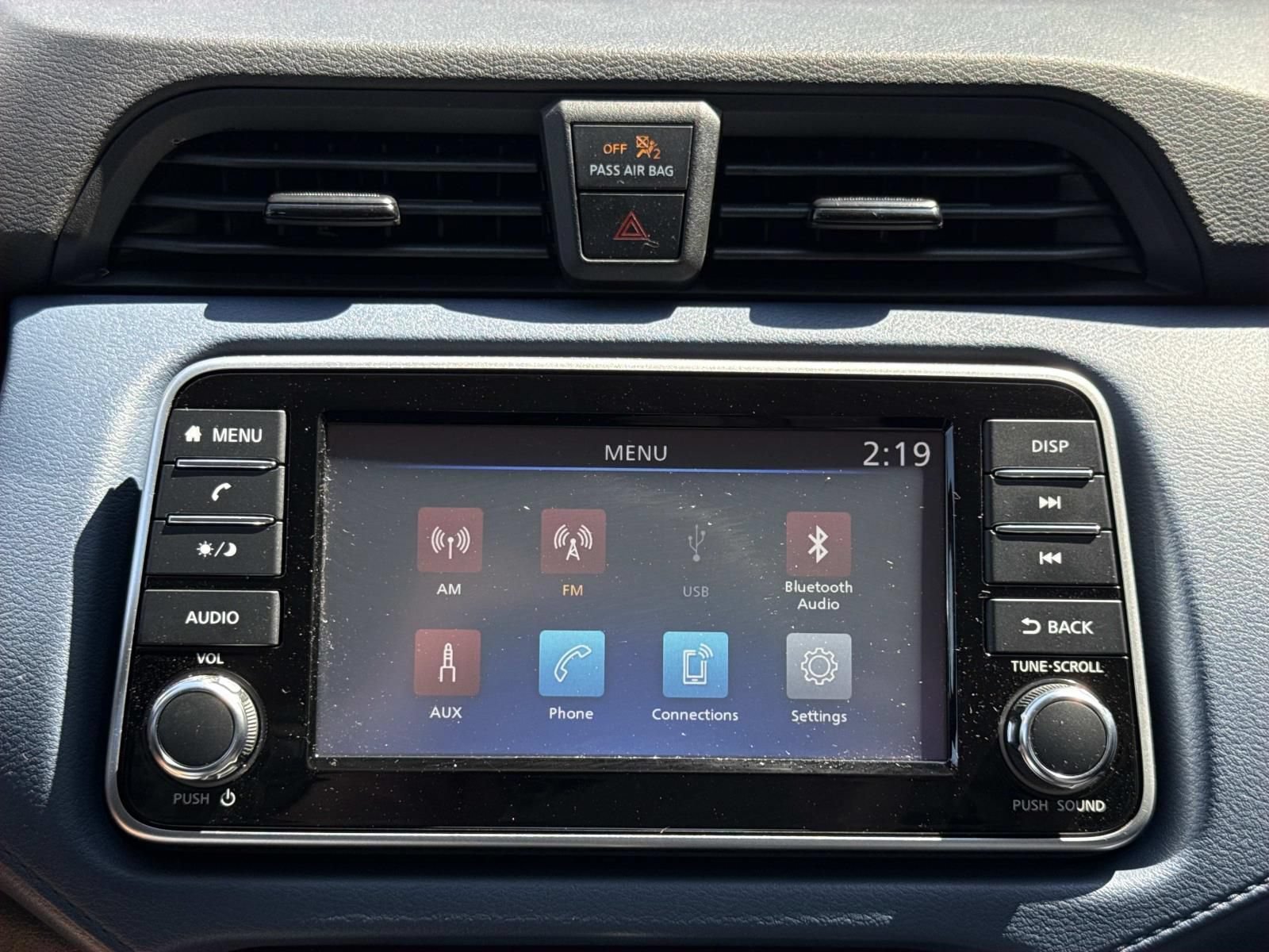 Certified 2025 Nissan Versa SV w/ Trunk Package FWD image 9