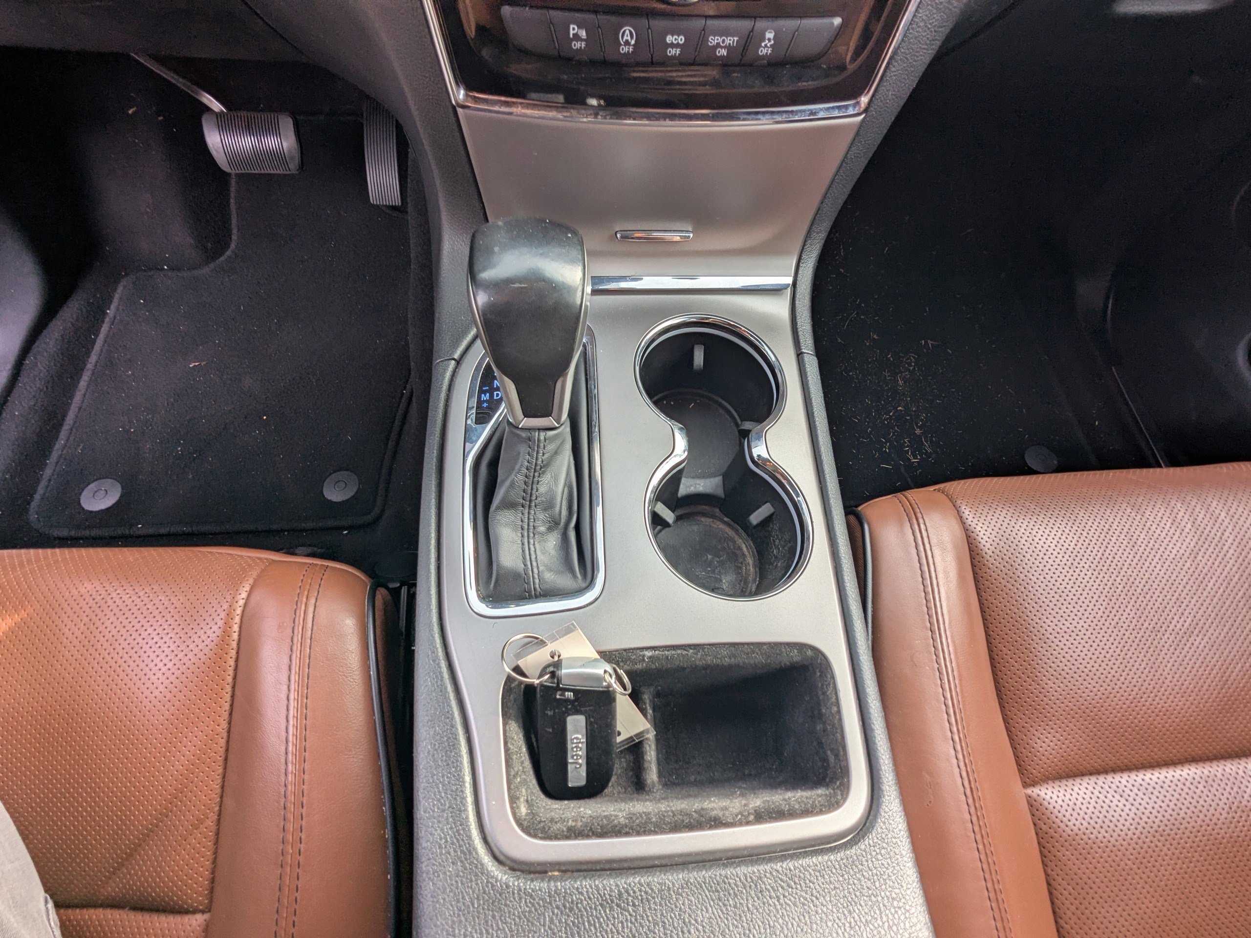 Used 2020 Jeep Grand Cherokee Overland image 27