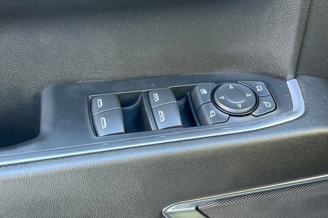 Used 2024 GMC Sierra 1500 SLT image 12