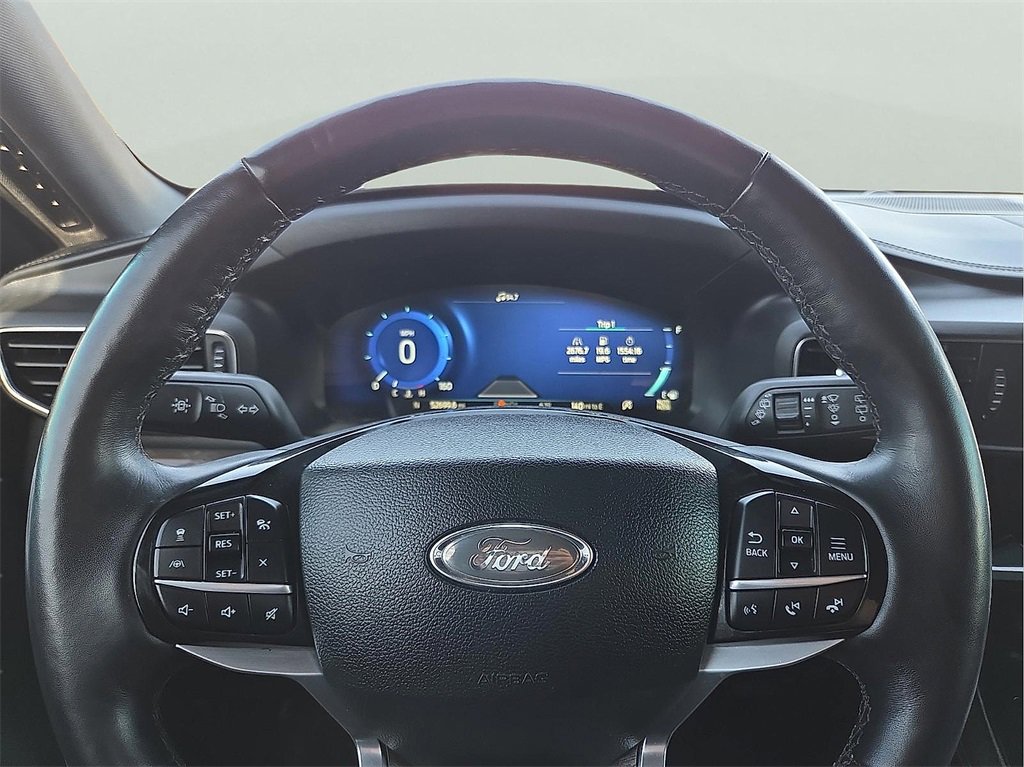 Used 2022 Ford Explorer Platinum w/ Equipment Group 601A image 20