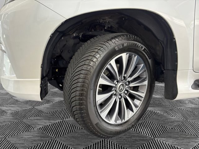 Used 2022 Lexus GX 460 Luxury w/ Accessory Package AWD/4WD image 30