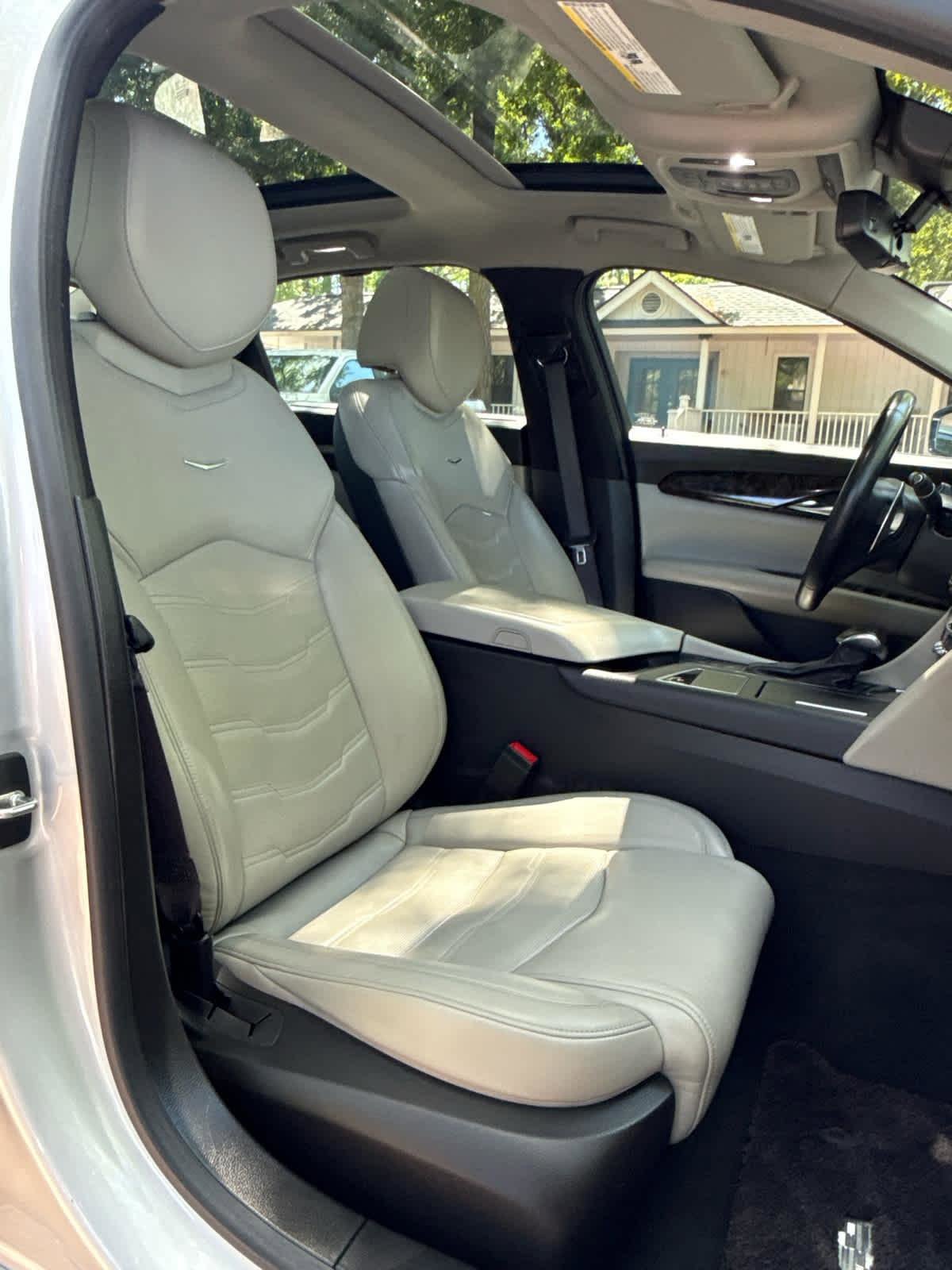 Used 2018 Cadillac CT6 Premium Luxury w/ Super Cruise Package image 18