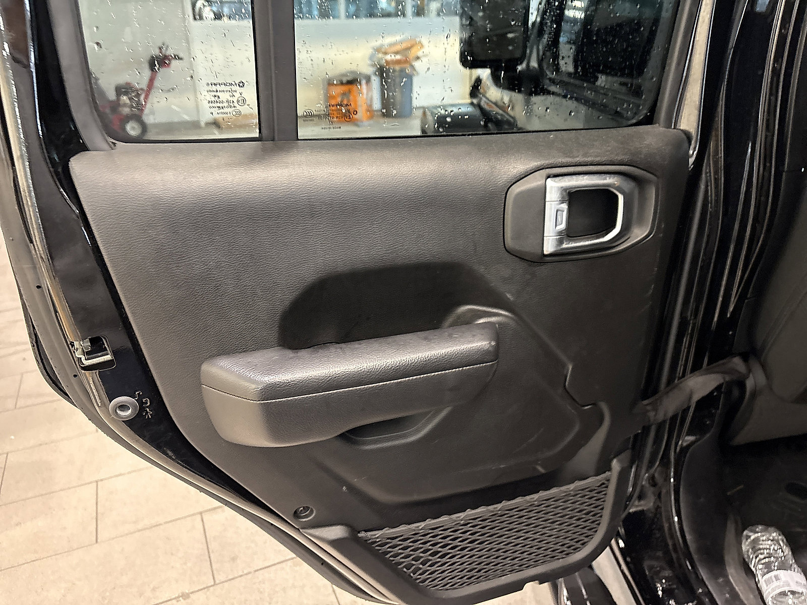 Used 2023 Jeep Gladiator Sport AWD/4WD image 12