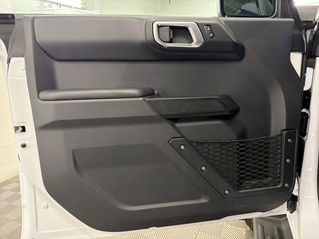 New 2025 Ford Bronco Outer Banks w/ Sasquatch Package image 15