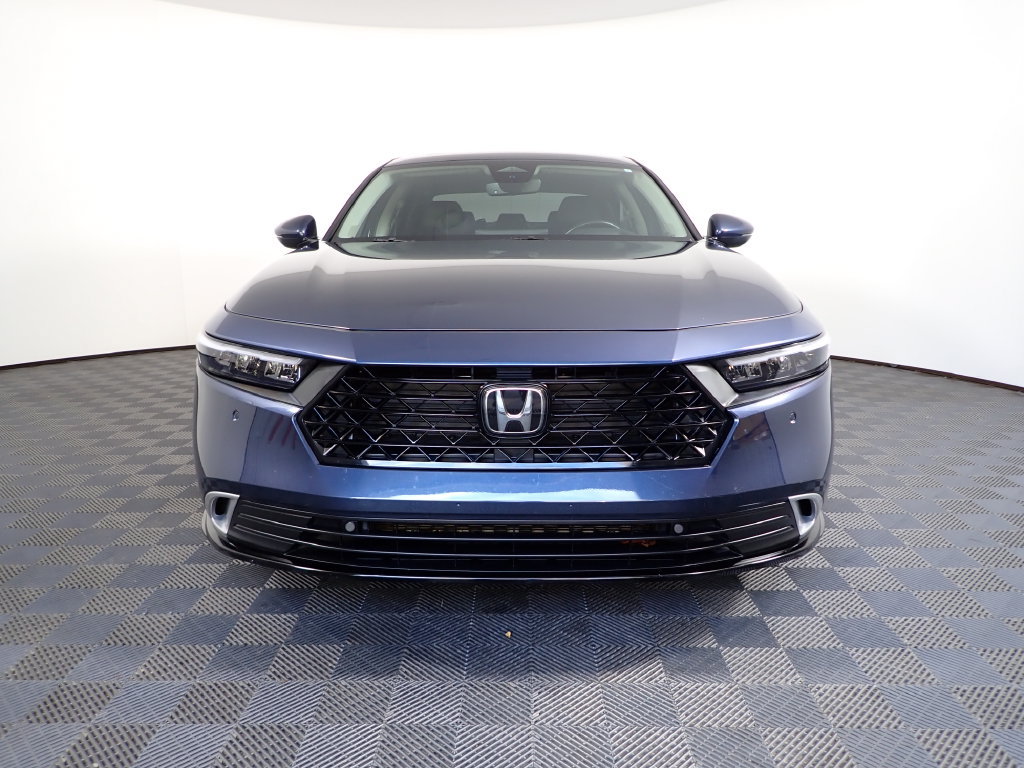Used 2024 Honda Accord Touring image 12
