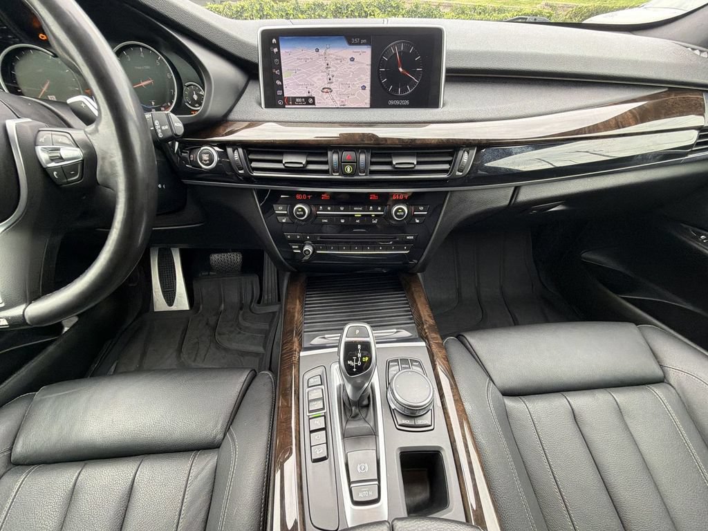 Used 2018 BMW X5 xDrive50i AWD/4WD image 24