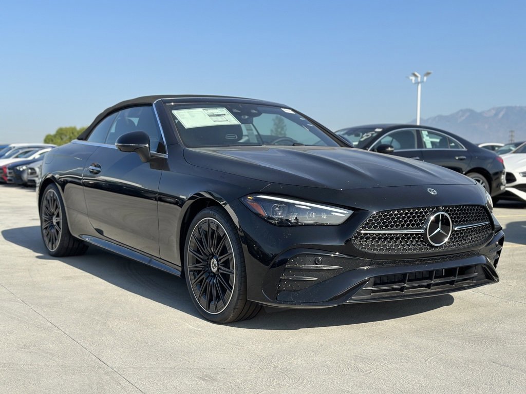 Used 2024 Mercedes-Benz CLE 300 4MATIC Cabriolet image 2