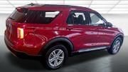 Used 2022 Ford Explorer XLT w/ Equipment Group 202A image 13