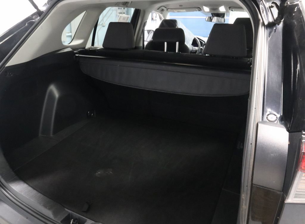 Used 2024 Toyota RAV4 XLE AWD/4WD image 15
