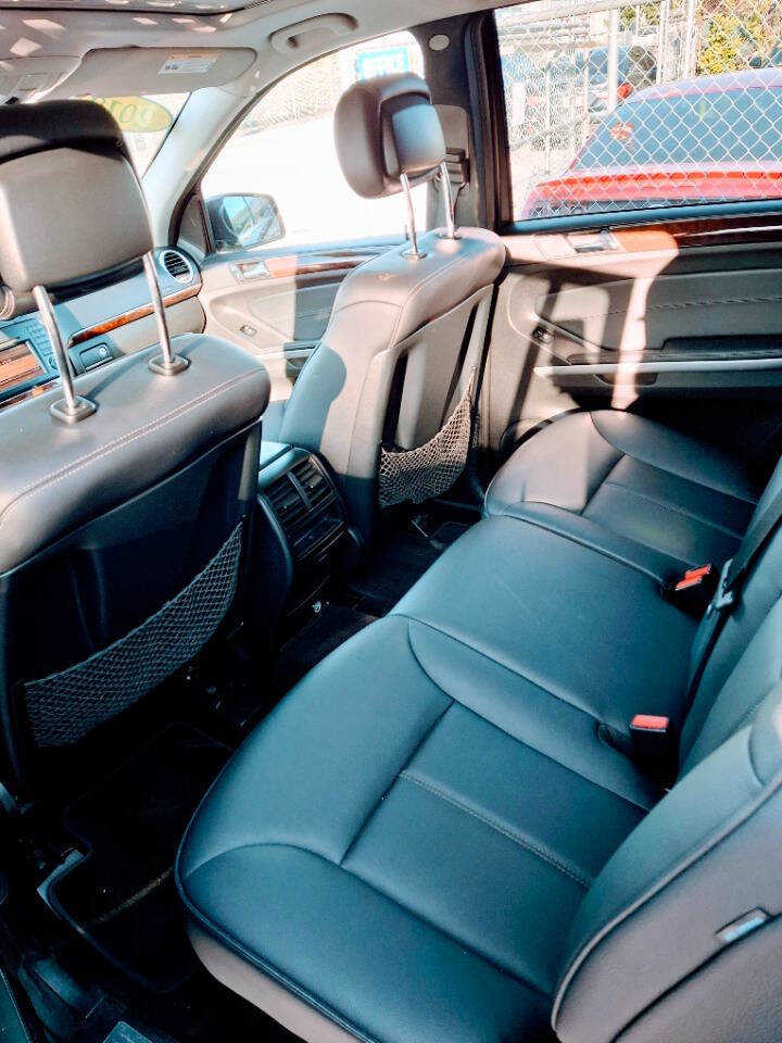 Used 2012 Mercedes-Benz GL 450 4MATIC w/ Premium 1 Pkg image 8