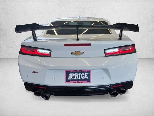 Used 2016 Chevrolet Camaro SS RWD image 7