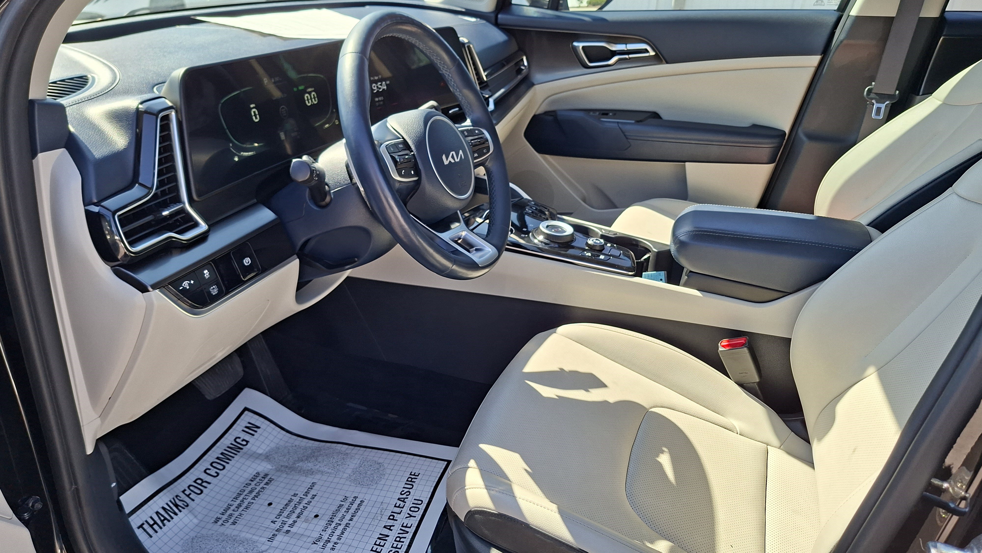 Used 2023 Kia Sportage EX AWD/4WD image 9