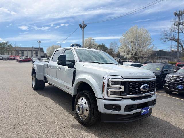 Certified 2025 Ford F450 Platinum w/ FX4 Off-Road Package AWD/4WD image 8